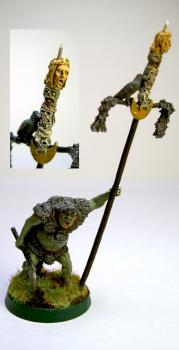 Goblin Standard Bearer by Singaliel