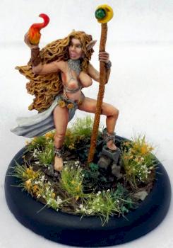 Zeldriia Elf Sorceress by TheHappyHalfling