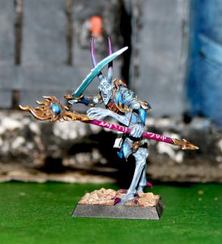 HERALDO DE TZZENCH by nerowico