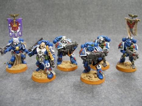 Tyranid Hunters by Dave4tin