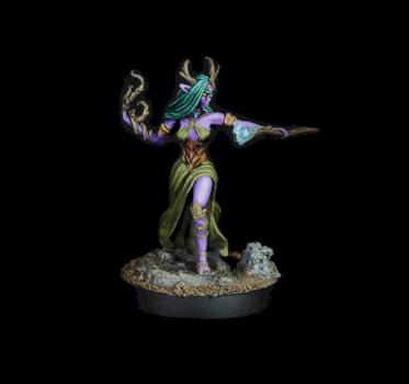 FEMALE DRUID WITH STAFF by philrim
