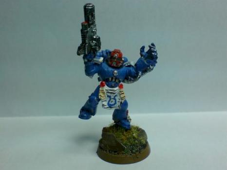 Ultra Marines Sergeant by xmag