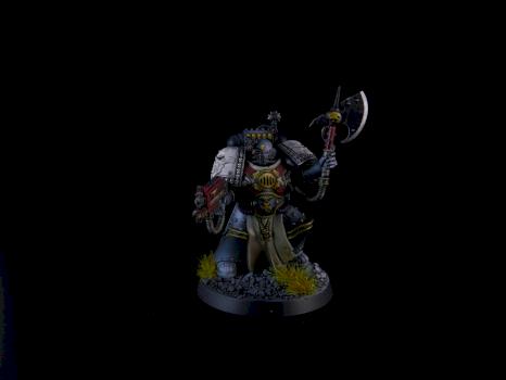 Black Templars Castellan by George1