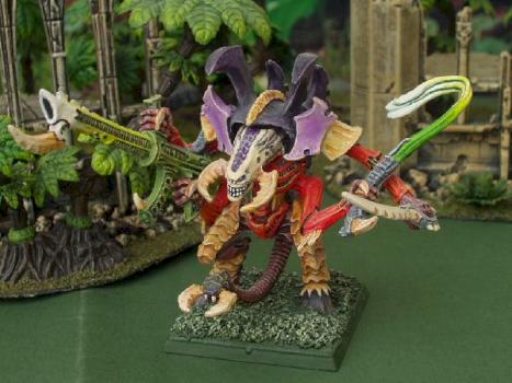 Old model of tyranid prince by Archelaos