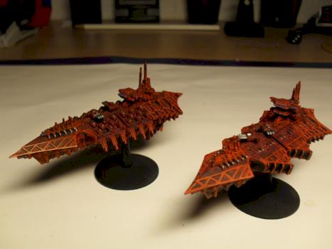 Battlefleet Gothic Chaos Cruiser by LoboDerPraesi