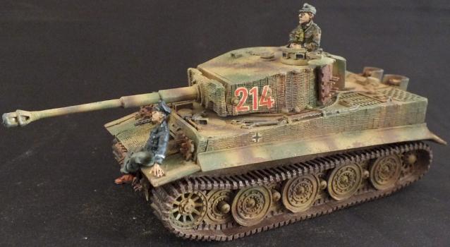 28mm Tiger 1 with crew by mminghella71