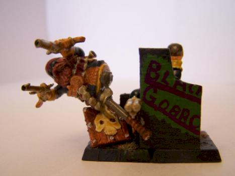 Dwarf Urban Combat by Pamelson