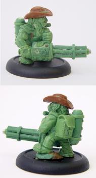 Another miniDwarf with "Hand-organ" gun(without tubes) by Thorward