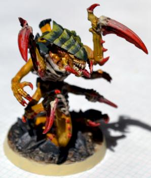 Tyranid Ravener by fusibird