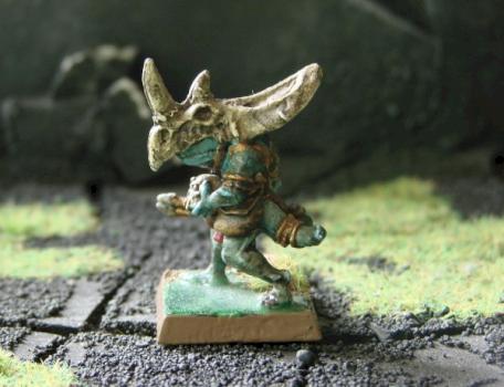 lizardmen Skink Shaman 1 by cyklop