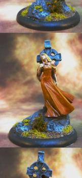 Lady in waiting ( Nocturna ) by The Huntress