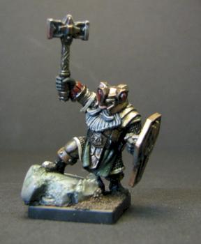 Mantic Dwarf King by luke porter