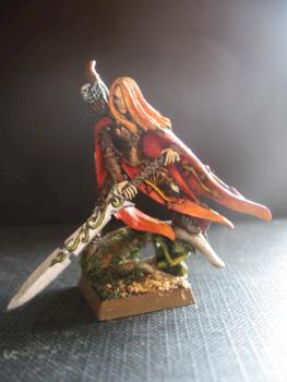Wood elf noble with great weapon by thniglith