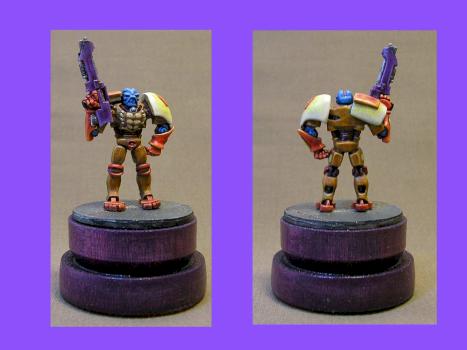 Robot by Lametta