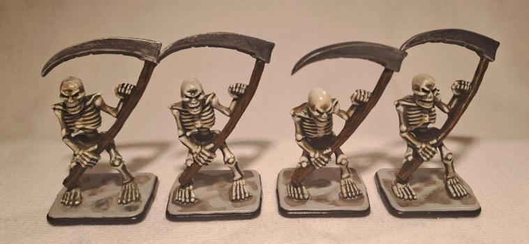 Hero Quest Skeletons by GON