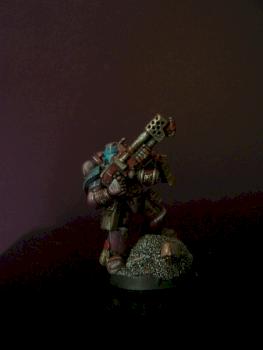 space marine avec lance flamme de glace by socrate
