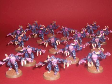 Genestealers... by Yorik Feldger