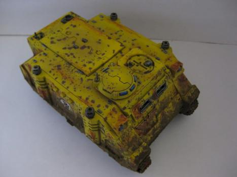 Imperial Fists Rhino by Arasil93