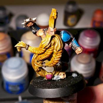 Blood Bowl Dwarf by hugoweb