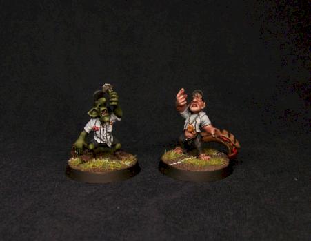 Blood Bowl Halfling and Goblin Referee by Craftspainting