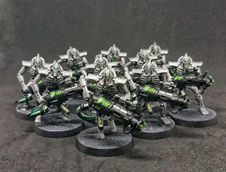Necrons Immortal with Tesla cabine by ekumania
