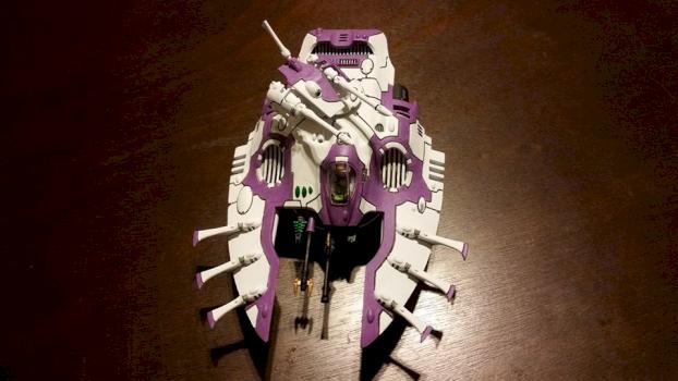 Eldar Wave Serpent Transport by onlyonegod