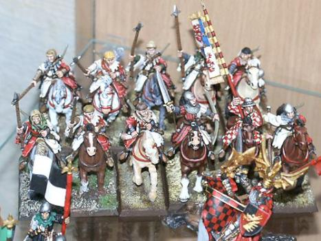 Bretonnian Mounted Squires by Godefroy