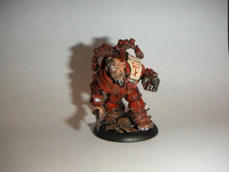 Ogryn in power armour by dajasm