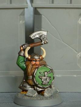 Dwarf by Hdr Gwendor