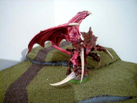Hive Tyrant by krakgrenade