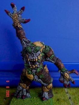 Treeman for a Blood Bowl Halfling Team by anges