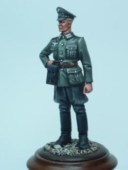 German official (54mm). by Blom