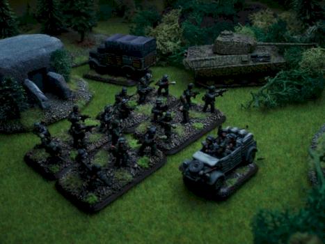 German Waffen SS WWII -Flames of War-(15mm). by Blom
