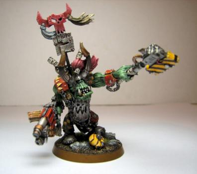 Ork Warboss (close-up) by Komrad