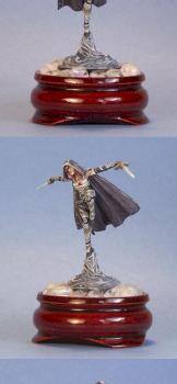 Thief of Hearts by Minicreatures