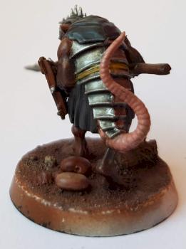 Black armored rat - Back side by grynkorv