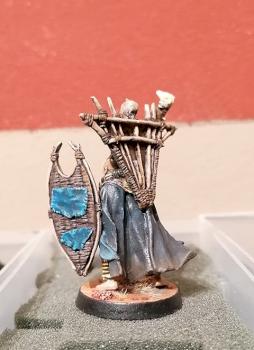 Mahûd King on foot by Greylin