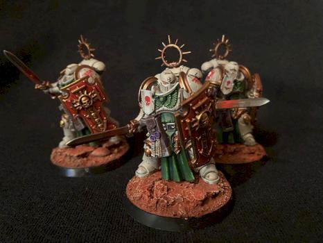 Dark Angels Bladeguard veterans by Soyg
