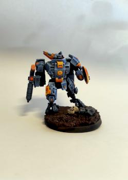 XV8-02 Crisis suit by Scrimbim