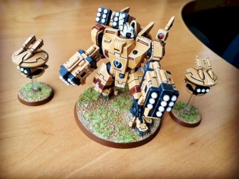 Armadura XV88 Broadside Battlesuit Tau by juanlurockerman