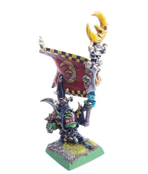 Night Goblin Battle Standard Bearer by Aurigus