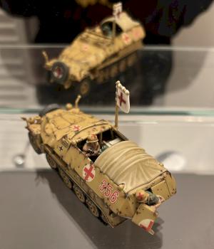 SdKfz 251/8 Ambulance by DonAngelico