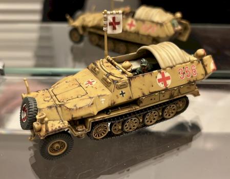 SdKfz 251/8 Ambulance by DonAngelico