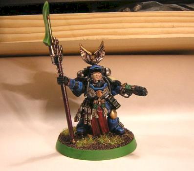 Front view of My Blood Raven Librarian by deusmex