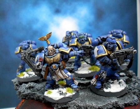 Ultramarine Tactical Squad Space Marine by Emi!