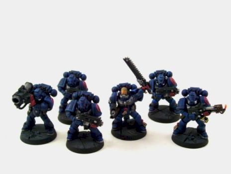 Crimson Fists Space Marine Squad by sashowal