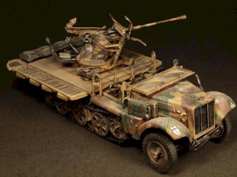 Sd.Kfz.10 (Sonderkraftfahrzeug - special motorized vehicle) by Finecraftpoland