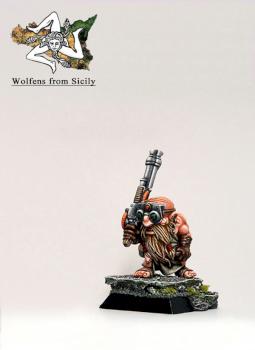 Dwarf blunderbuss-wielder by wolfen