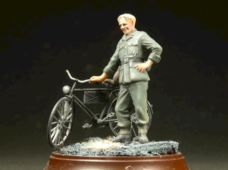 German Soldier w/Bicycle . 1/35 scale plastic figure. Tamiya. by Finecraftpoland