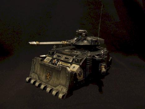 Black Templars 'Zweihander' Predator tankhunter. by Carcharadon